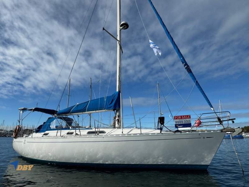 Dufour 38 Classic