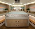 Regal 42 XO - FULL BEAM RETRACTABLE HARDTOP