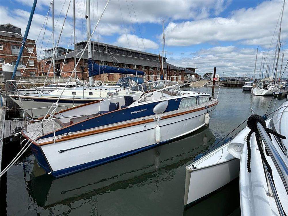 Fairey Swordsman Huntsman 28