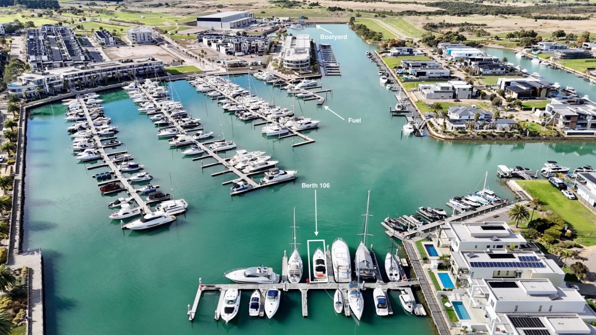 Exclusive 18m Freehold Berth