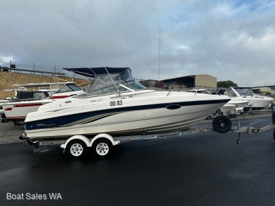 Chaparral 2335 Sport 1998 model with a 7.4L Mercruiser MPI 756Hrs