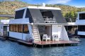Boomerang Houseboat Holiday Home on Lake Eildon:Boomerang on Lake Eildon