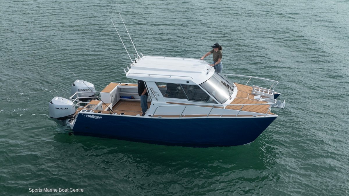 New Kingfisher 730 Hard Top Powercat Twin Hull