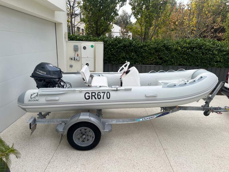 Zodiac Cadet 390