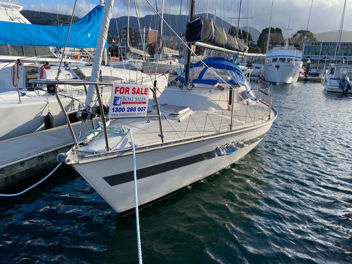 Holland 25 Yacht