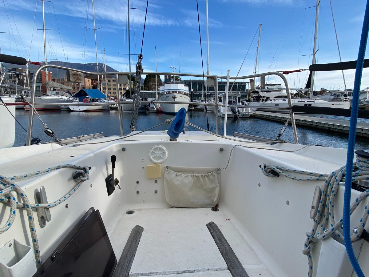 Holland 25 Yacht