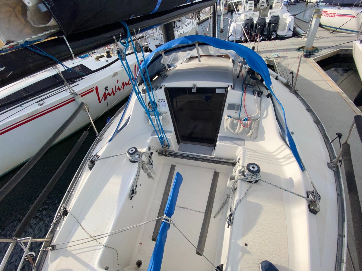Holland 25 Yacht