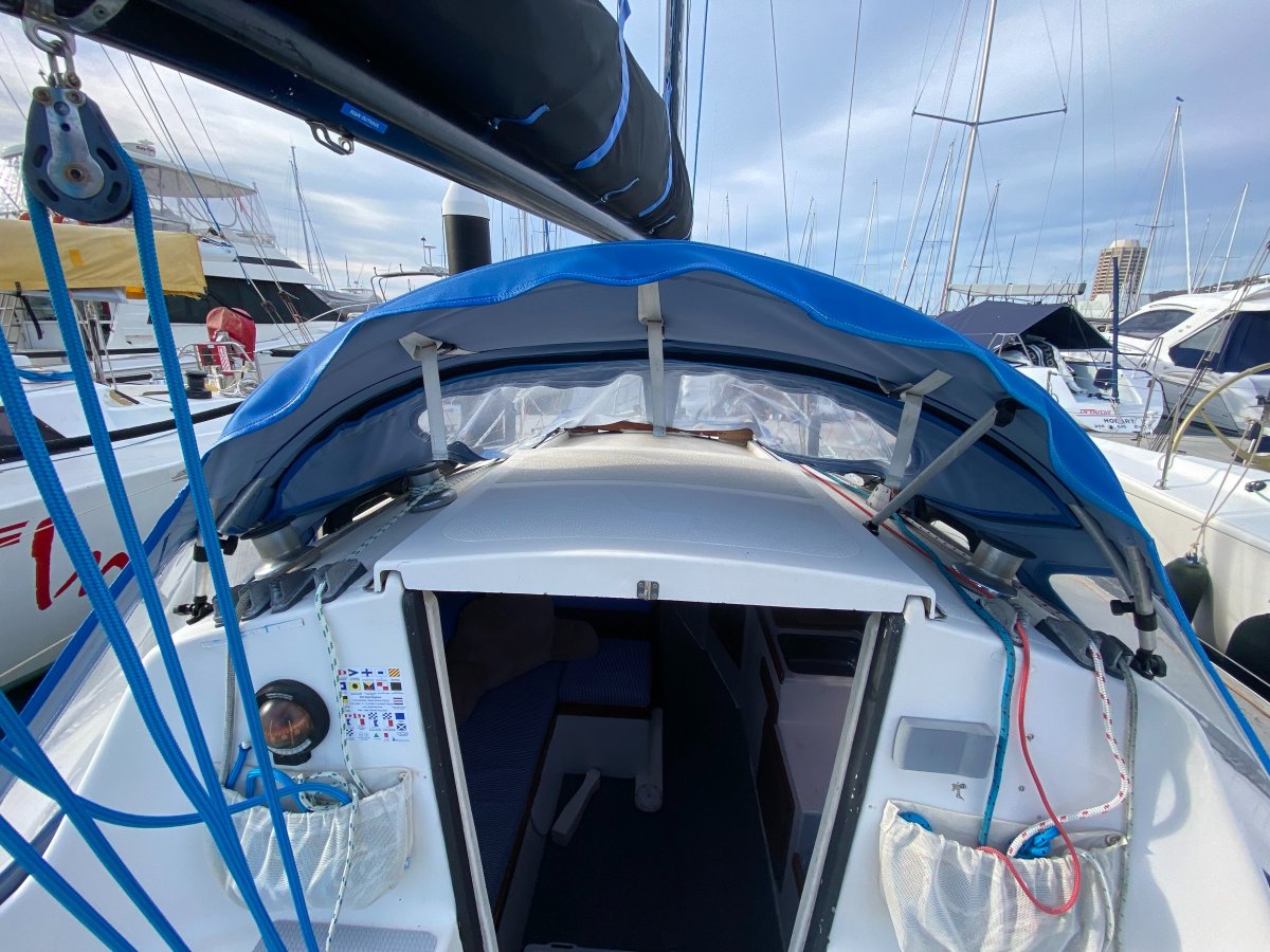Holland 25 Yacht