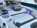 Robalo R317 Dual Console