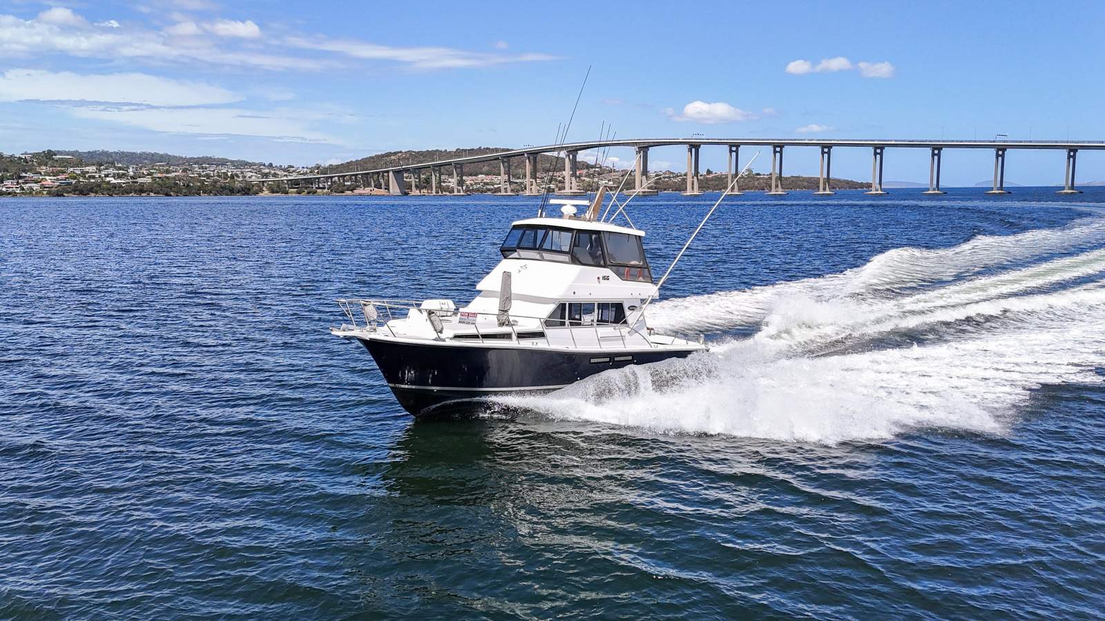 Steber 41 Flybridge EXCELLENT PRESENTATION WITH MANY UPGRADES!