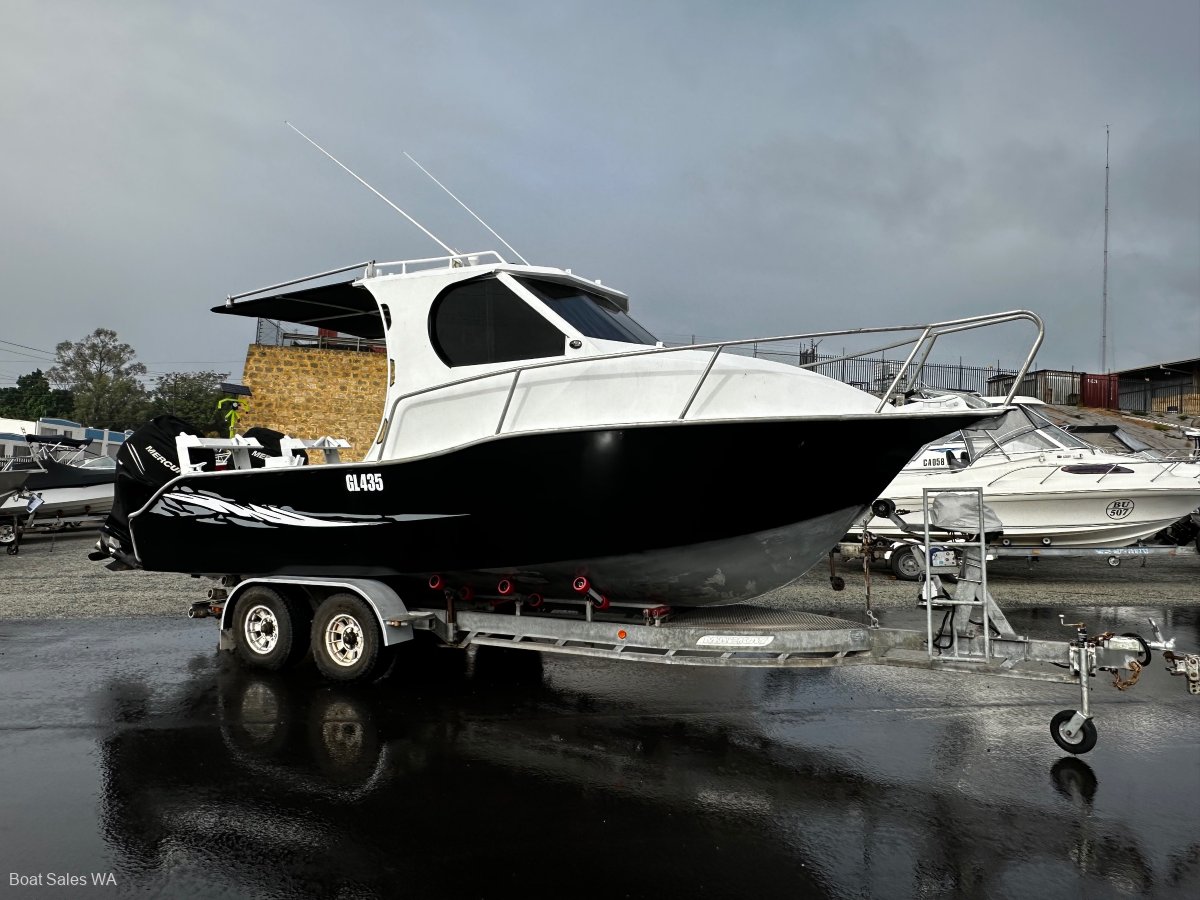 Custom 7m Hard Top Aluminium 200Hp 4Str Mercury