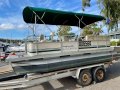 Nivi 1900 Pontoon Boat
