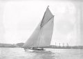 William Fife Classic Sloop Bermudan sail rig:Around 1910-1915
