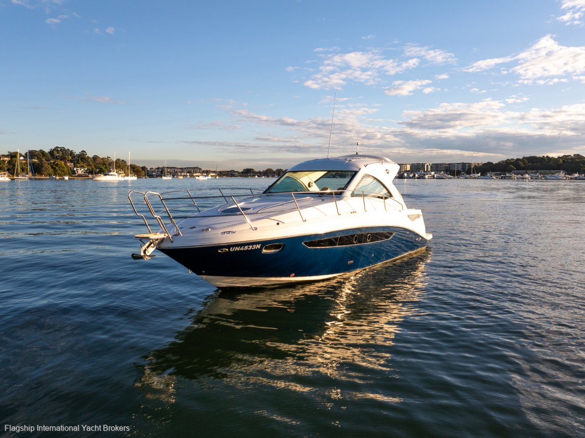 Sea Ray 355 Sundancer