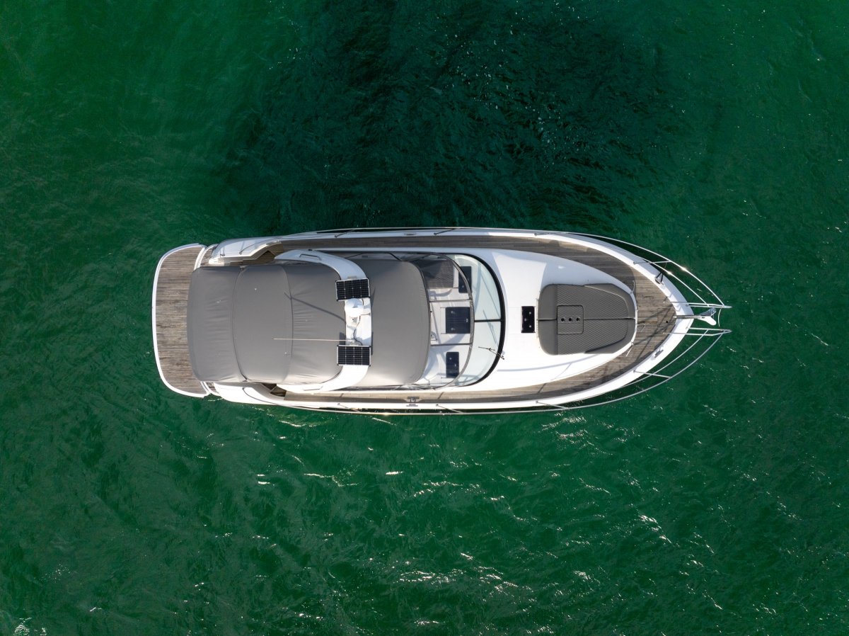 Bavaria Sport 38 - Great Condition with extensive upgrades