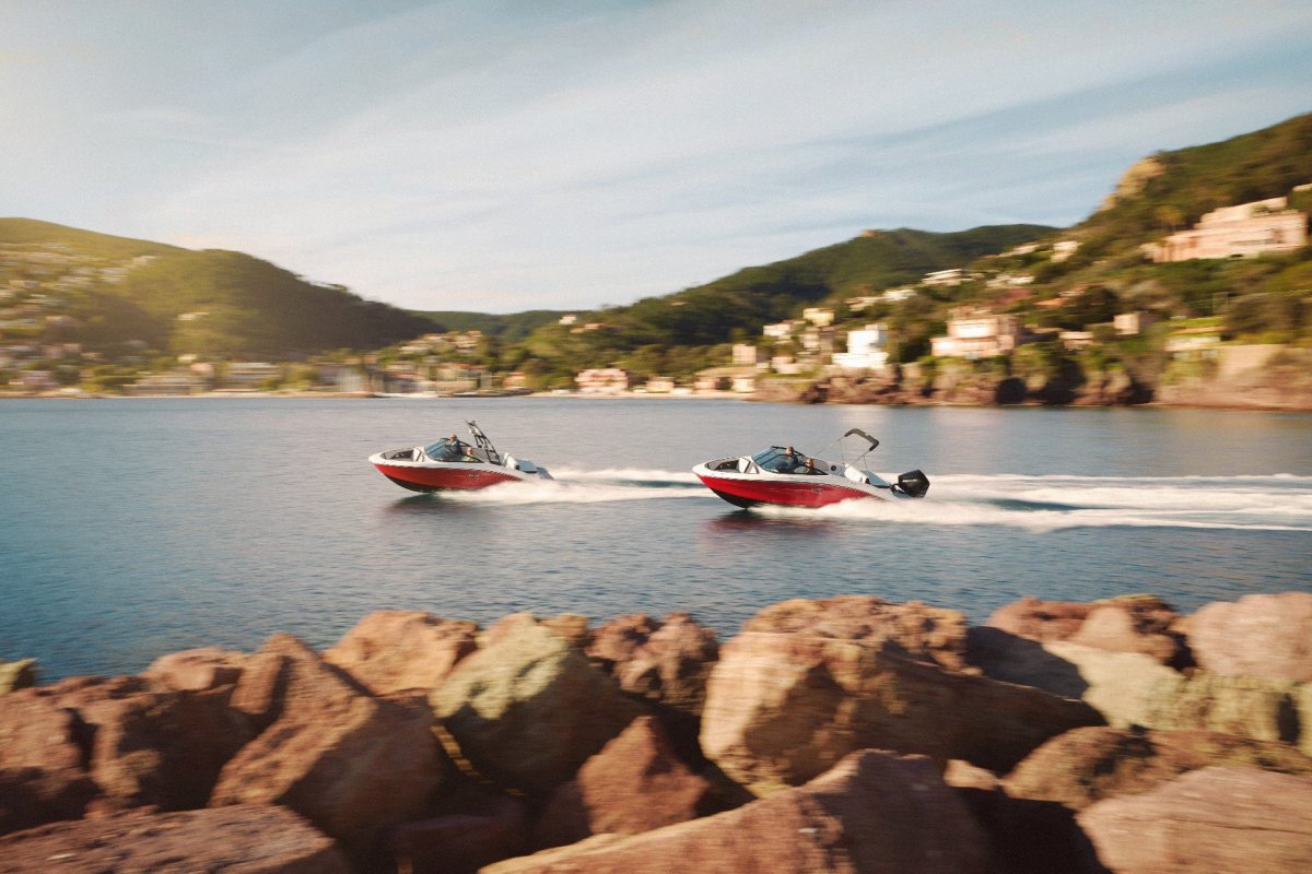 New Sea Ray 210 SPX