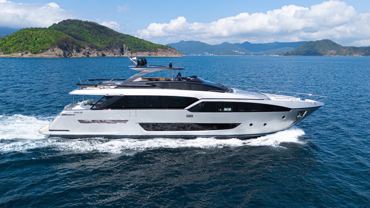 Riva 90 Argo