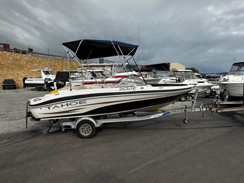 Tahoe Q4 3.0L Mercruiser motor 135Hp