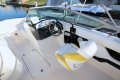 Regal 2220 Fasdeck *** STAND OUT FROM THE CROWD *** $ 36,500 ***