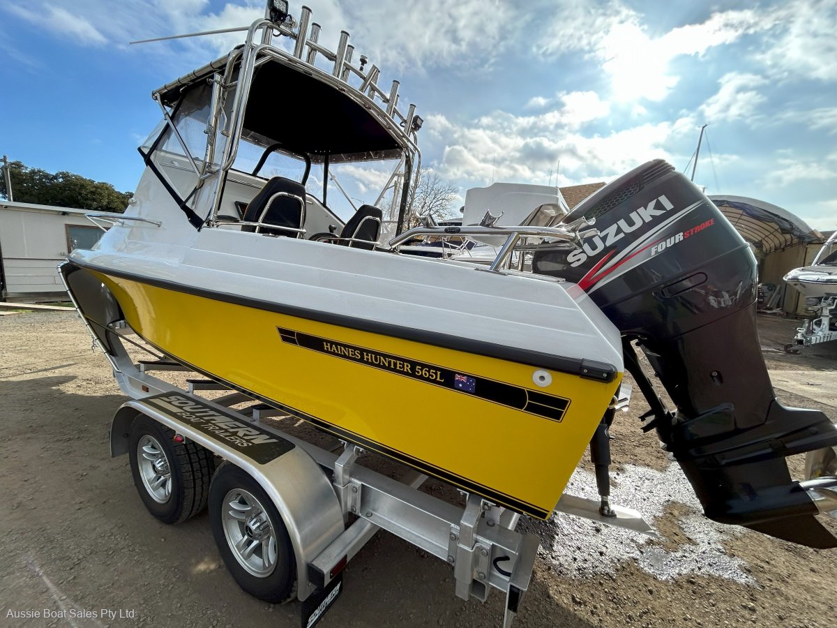 Haines Hunter 565L Cuddy Classic