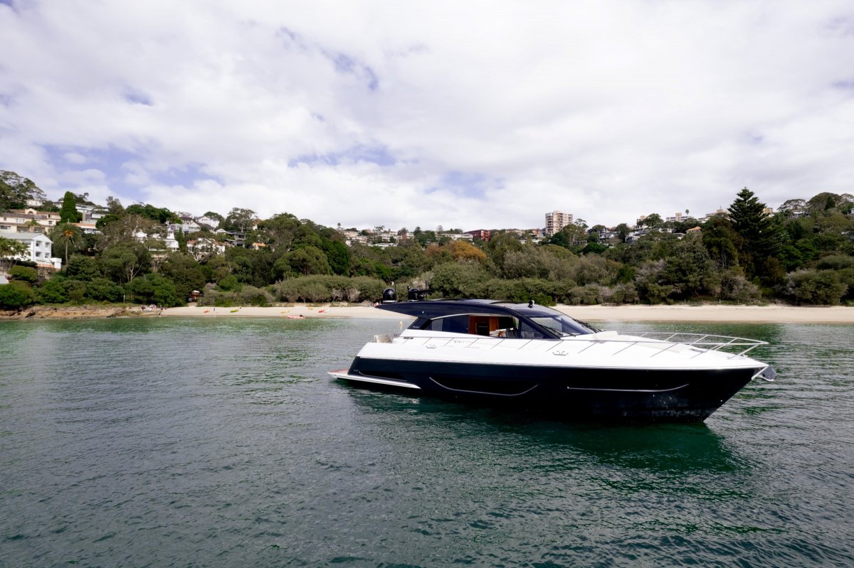 Maritimo X60