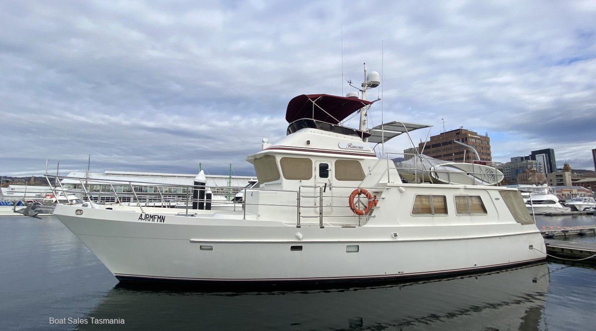 Seahorse 52 Pilothouse Raucous