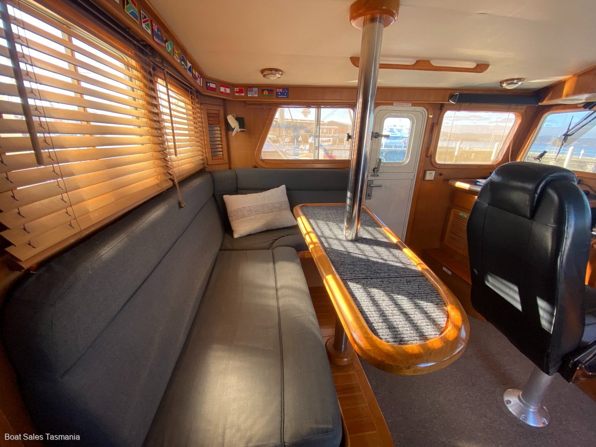 Seahorse 52 Pilothouse Raucous
