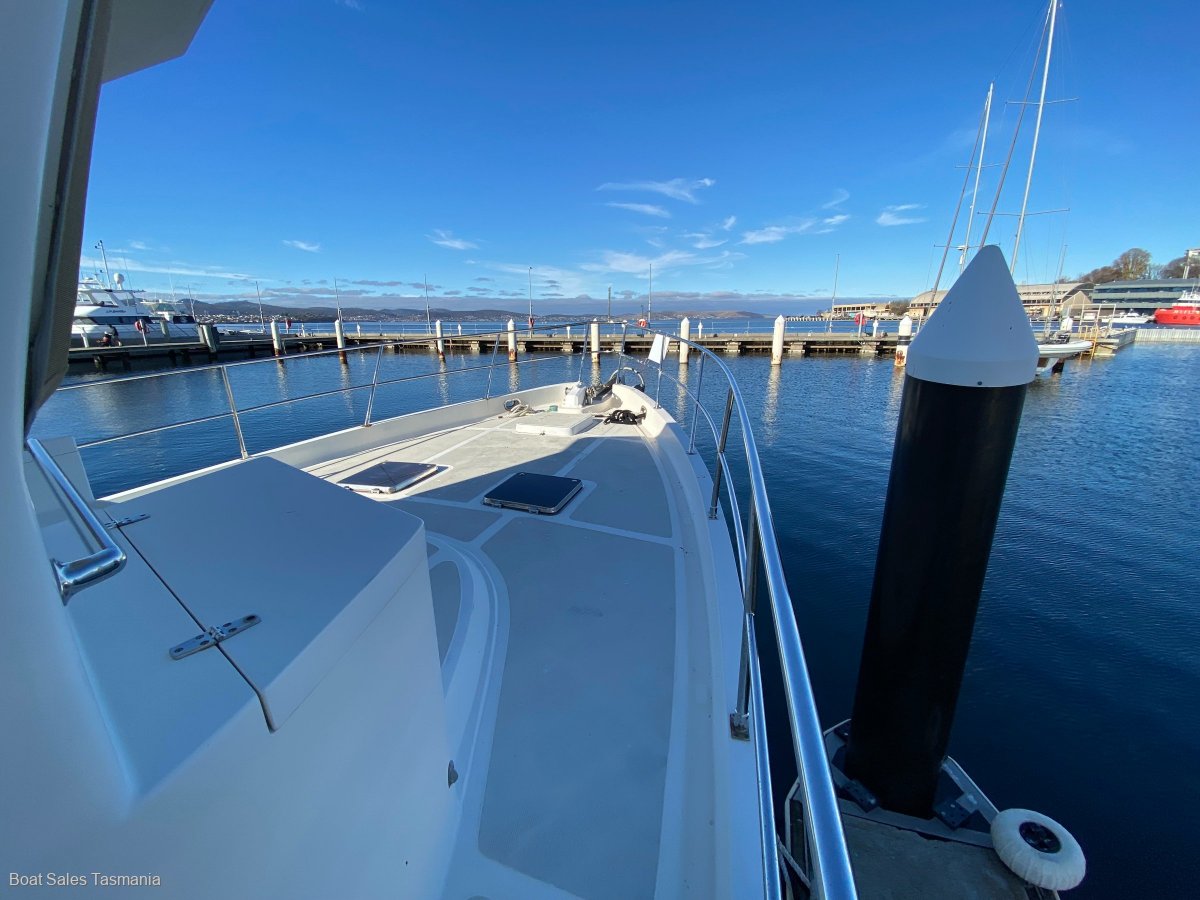 Seahorse 52 Pilothouse Raucous