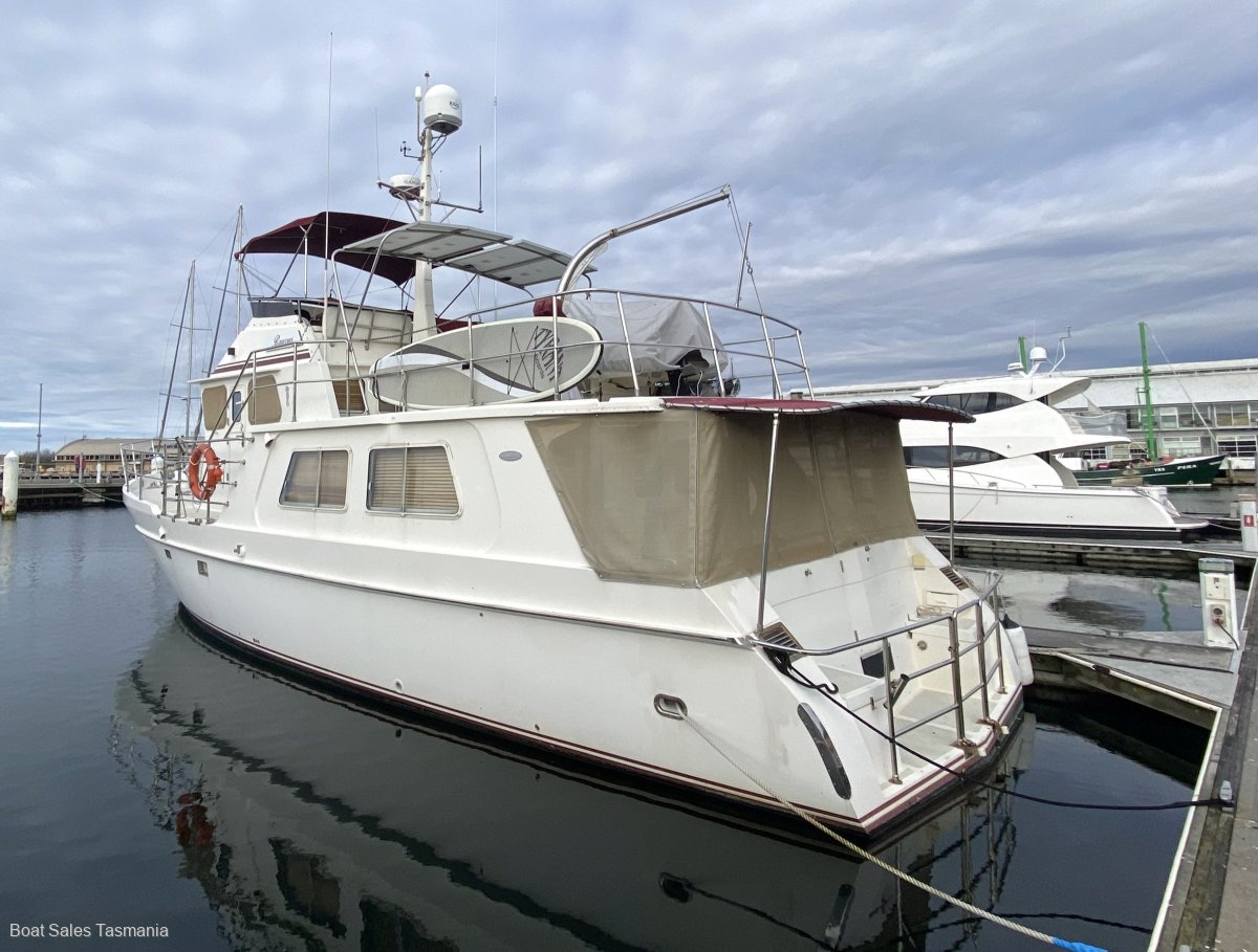 Seahorse 52 Pilothouse Raucous
