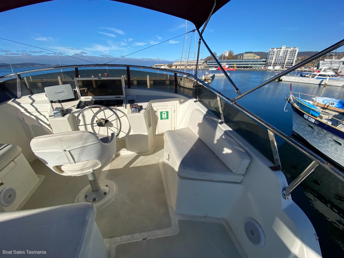 Seahorse 52 Pilothouse Raucous