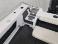New Quintrex 520 Fishabout