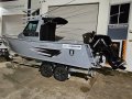 New Makocraft 731 Island Cab HT