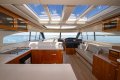 Riviera 6000 Sport Yacht