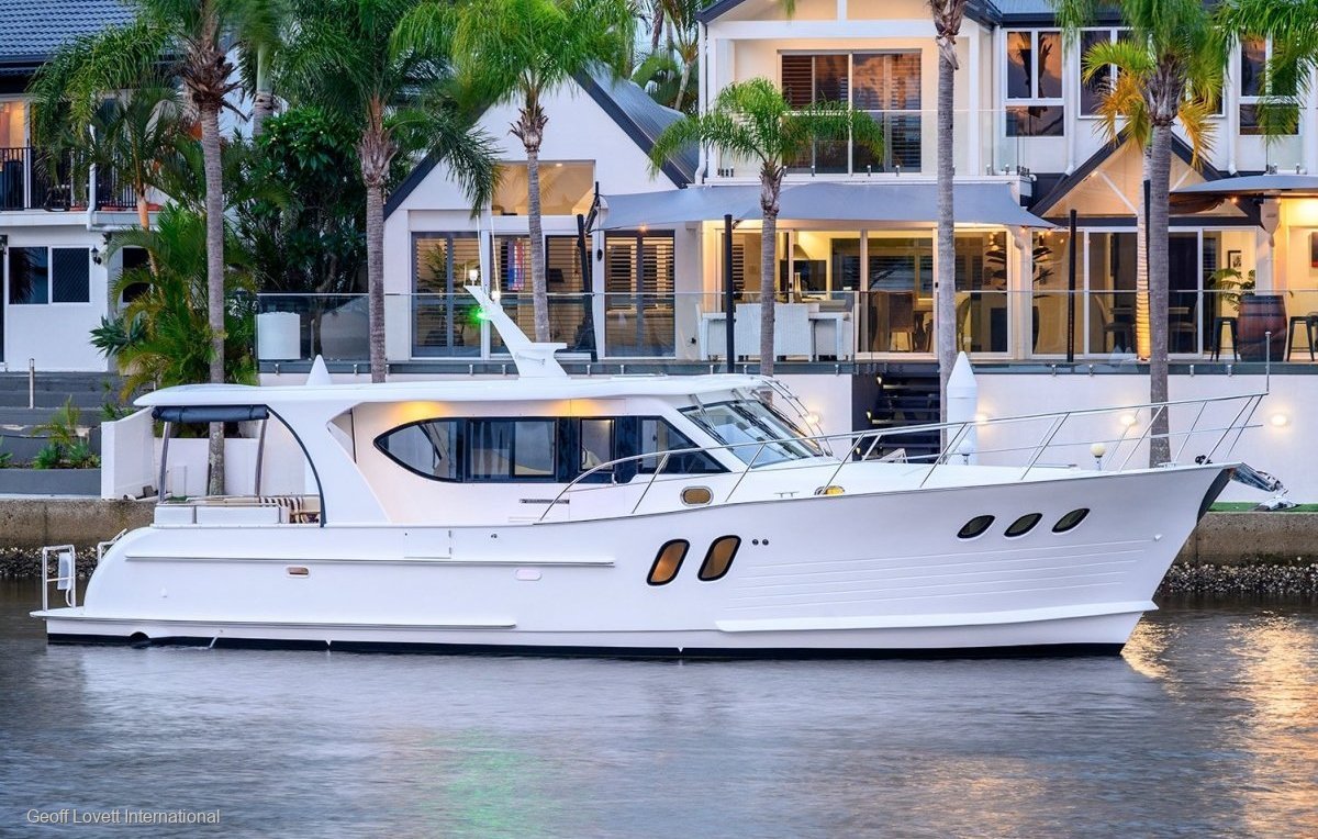 Island Gypsy 50 Wide Body Sedan