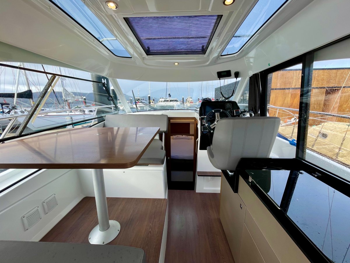 Beneteau Antares 9.0 OB AS NEW CONDITION - SUPERBLY EQUIPPED AND PRESENTED