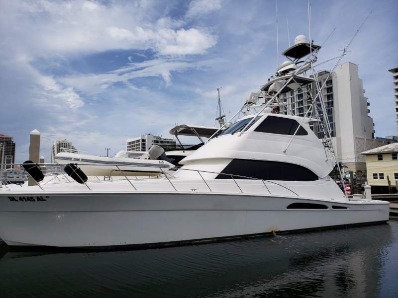 Riviera 58 Enclosed Flybridge