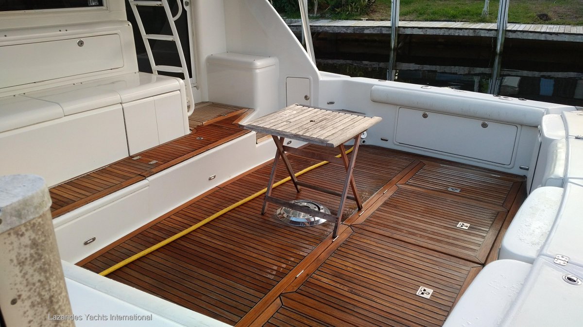 Riviera 58 Enclosed Flybridge