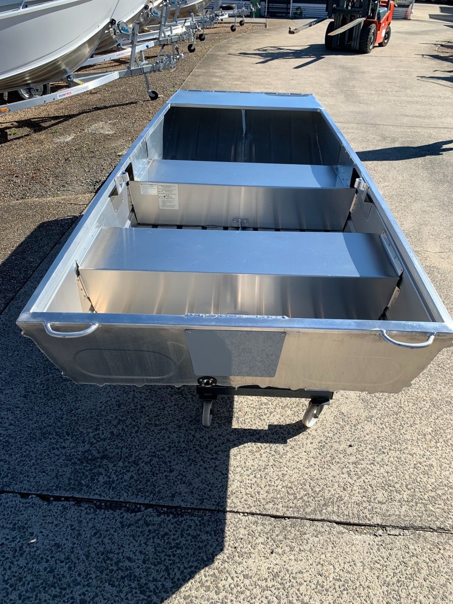 New Quintrex 300 Wanderer