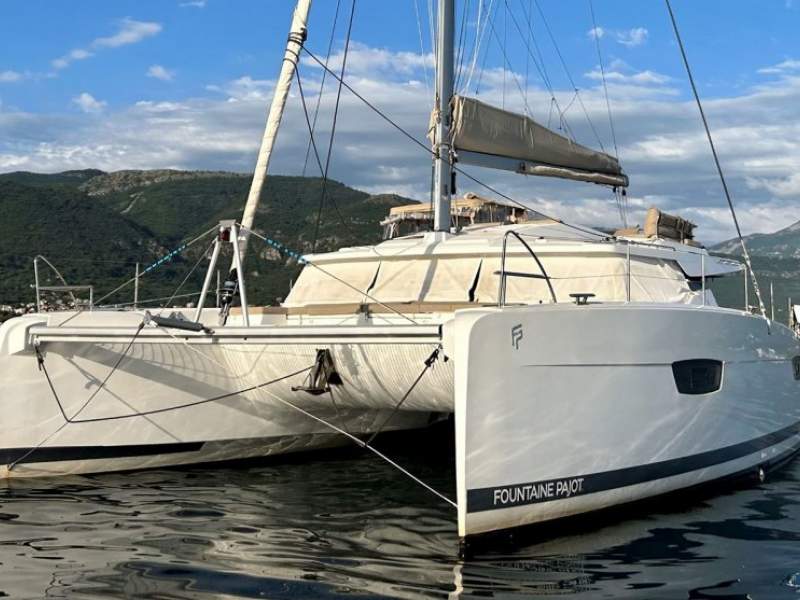 Fountaine Pajot Elba