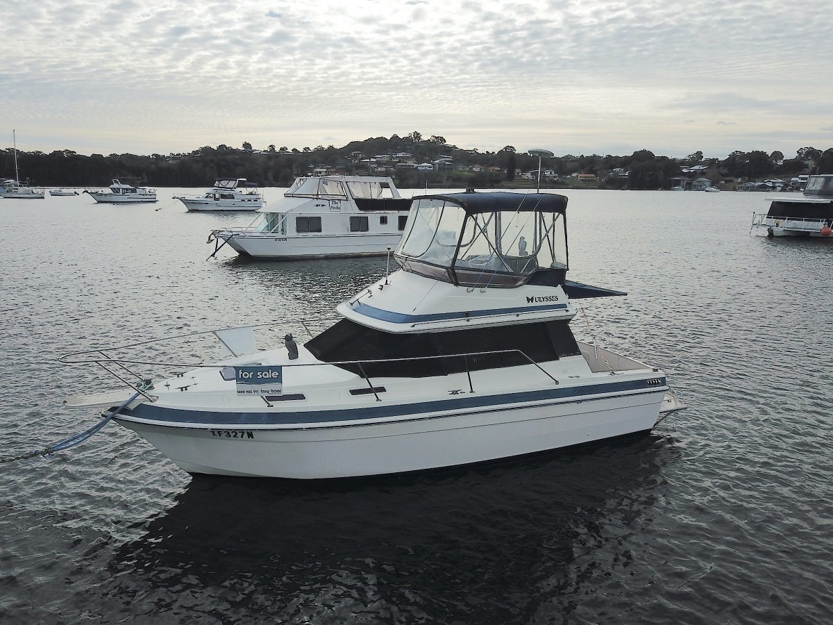 Markline 900 Flybridge