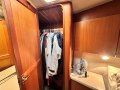 Ocean Yachts 53 Super Sport:Master stb fwd Wardrobe
