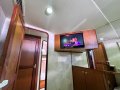 Ocean Yachts 53 Super Sport:Vip Cabin Tv