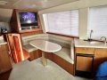 Ocean Yachts 53 Super Sport:Dinning table