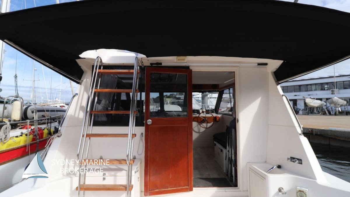 Riviera 33 Open Flybridge:3 Sydney Marine Brokerage Riviera 33 Flybridge For Sale