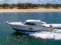 Riviera 4400 Sport Yacht