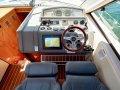Riviera 4400 Sport Yacht