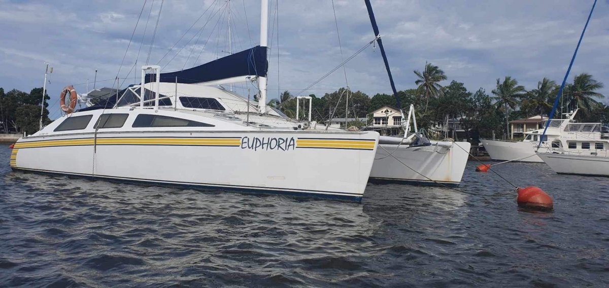 Castaway 1200