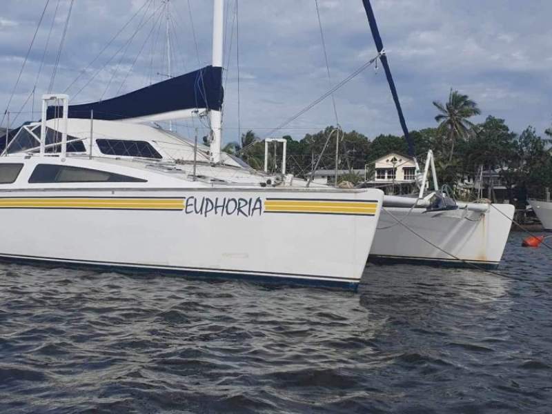 Castaway 1200