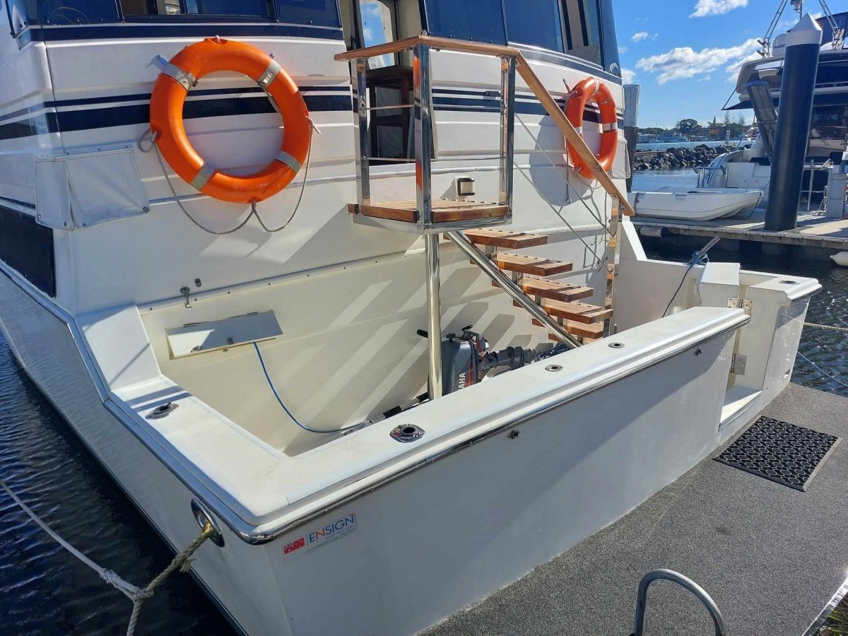Used Meridian 4600 Flybridge Yachtfisher for Sale Boats For Sale