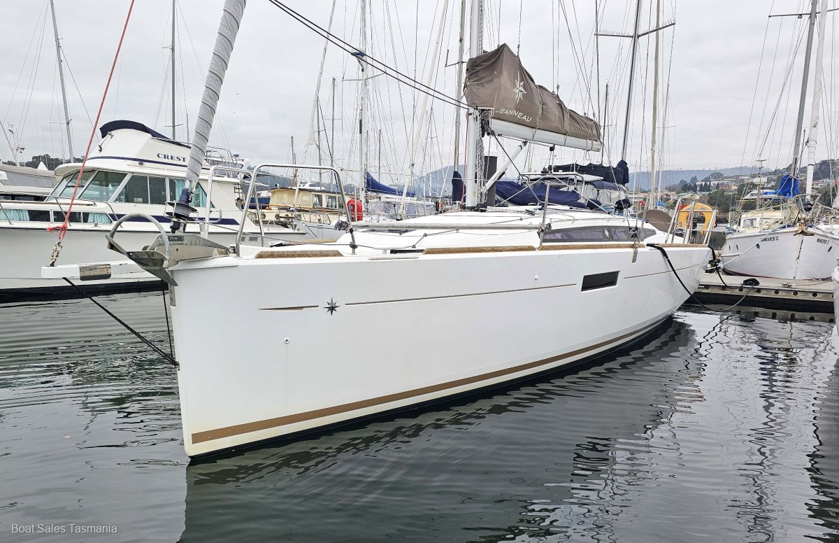 Jeanneau Sun Odyssey 349 "Freycinet"